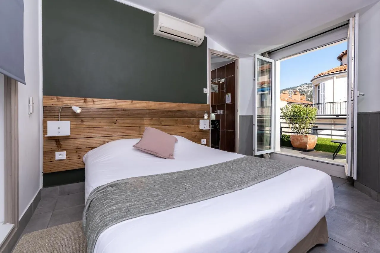 Celenya Hotel Тулон