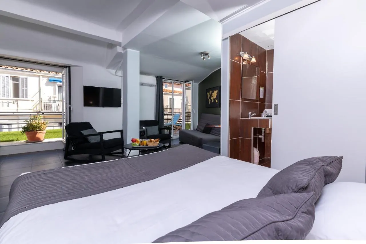 Hotel Celenya Hôtel Toulon