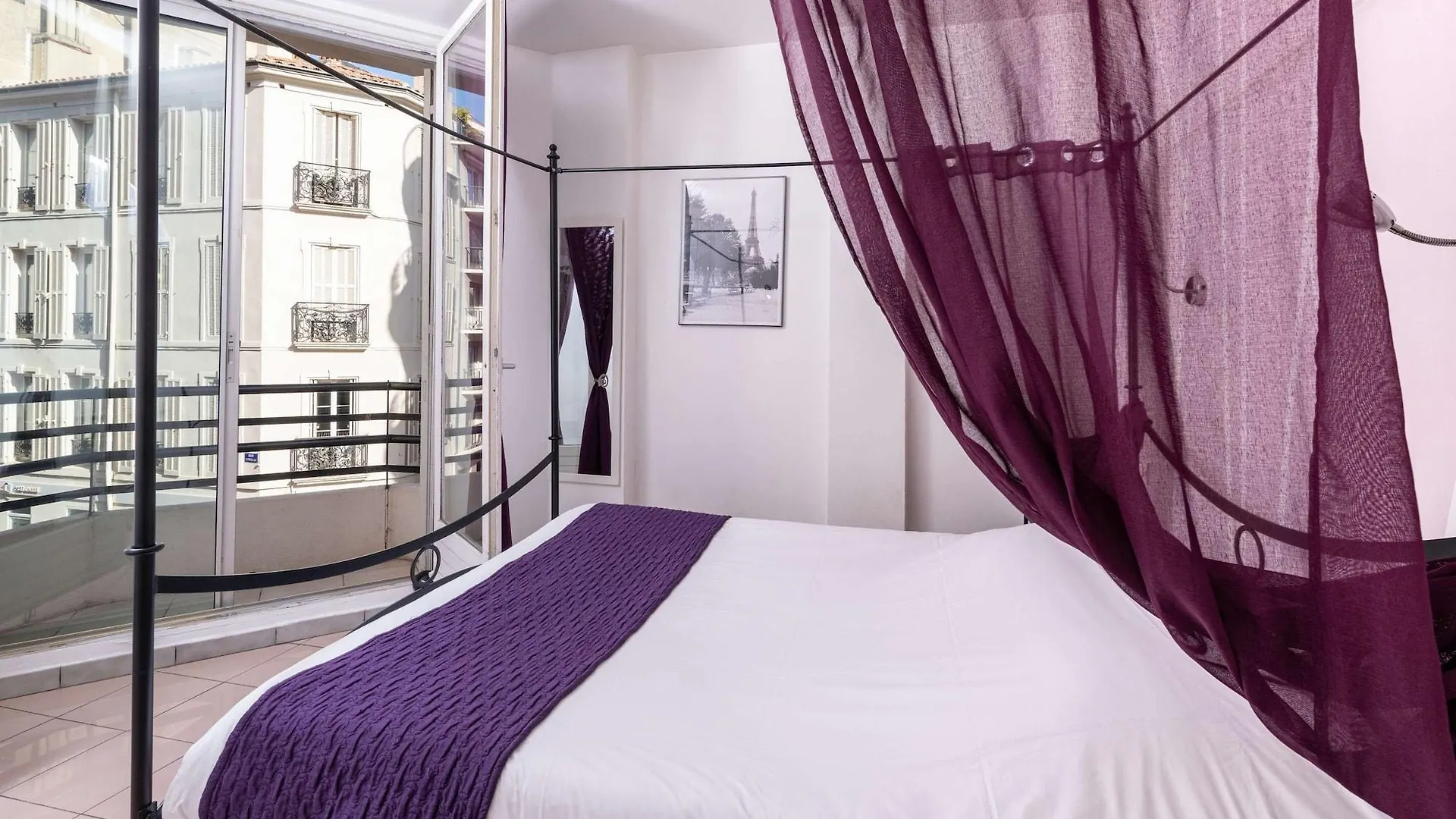 Celenya Hotel Тулон