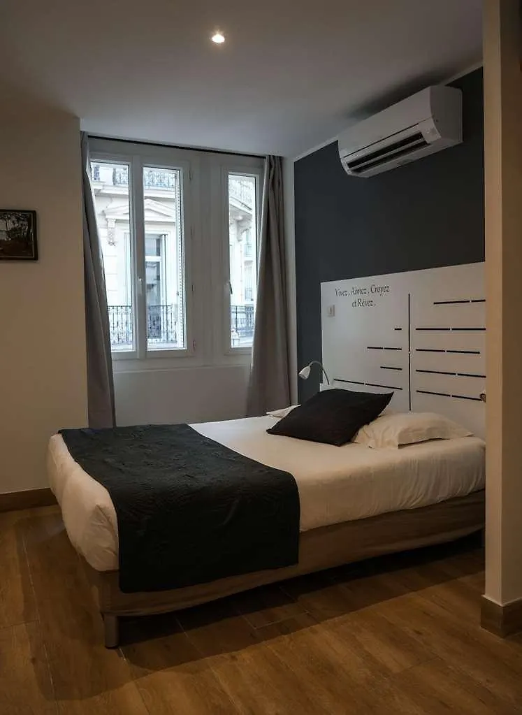 Celenya Hotel Тулон Франция