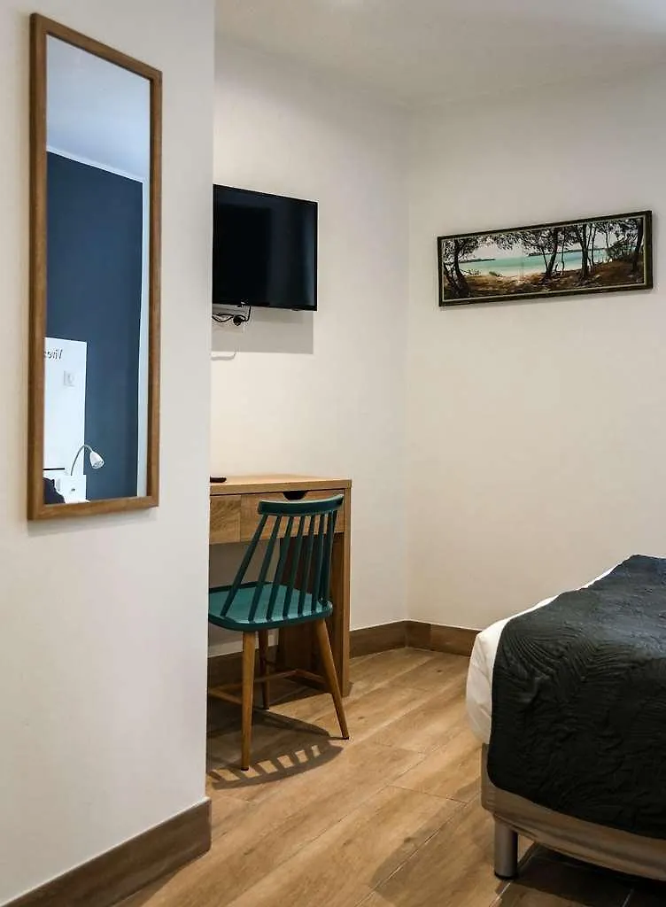 Celenya Hotel Тулон 2*,  Франция