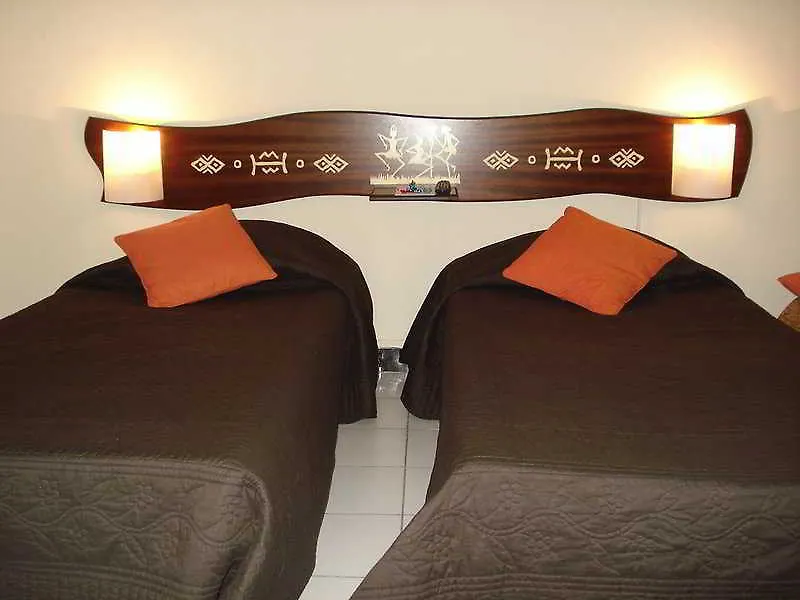 Celenya Hotel Тулон